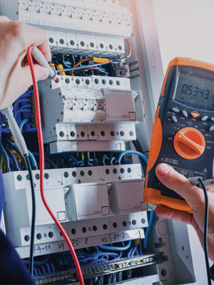Vérifier les branchements électriques